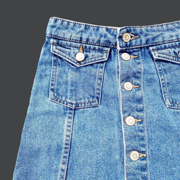 Zara Exposed Front Button Denim Jean Mini Skirt Raw Hem Frayed Festival Size XS - Picture 3 of 12
